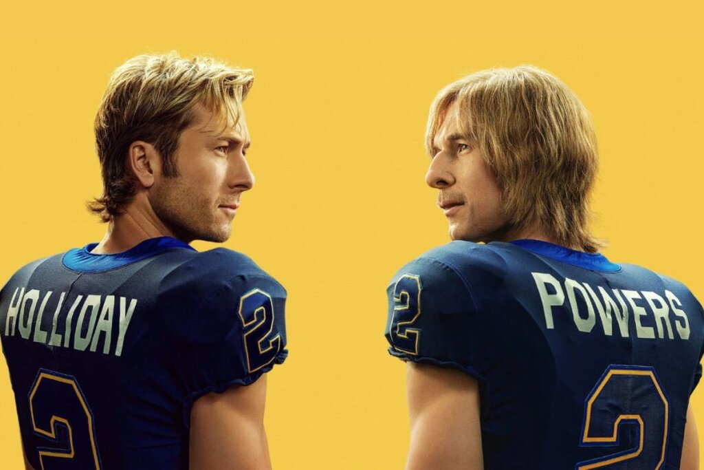 Capa do filme "ChadPowers" com os protagonistas vestidos de quarterback e olhando um para o outro