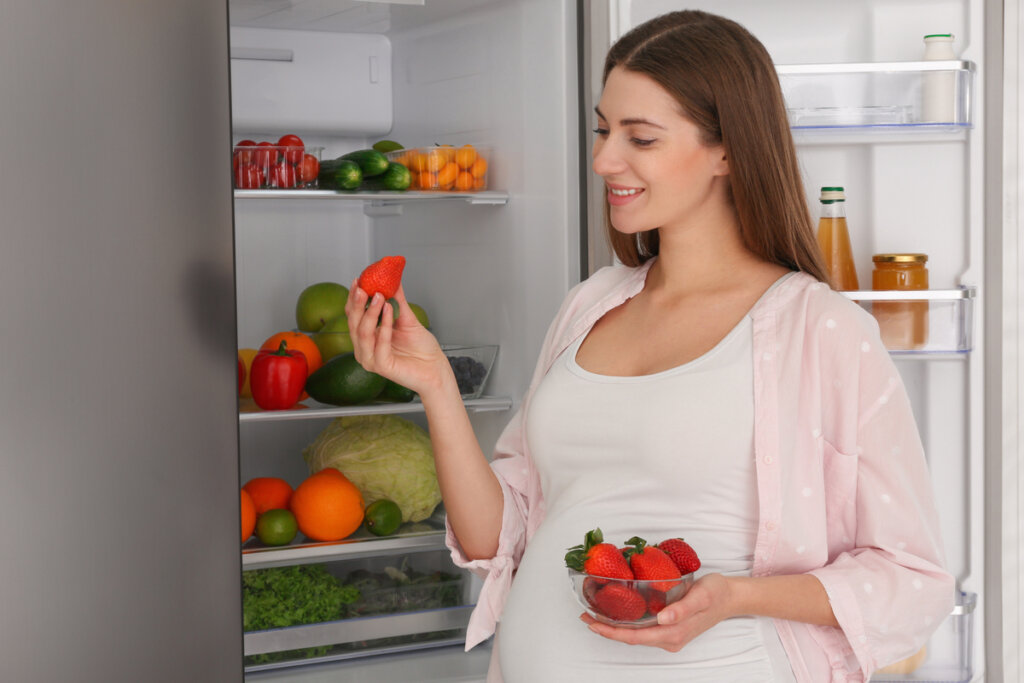 Ingerir alimentos ricos em ferro evita anemia em gestantes