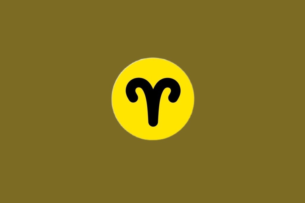 Ilustração do signo de Áries, contendo forma de chifres curvos lembrando um carneiro, em círculo amarelo, em um fundo marrom