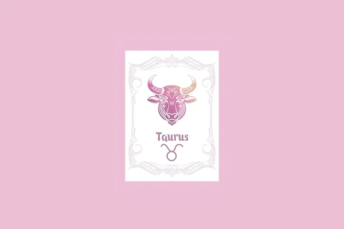 Um cartão branco com uma moldura ornamentada em rosa claro contém a ilustração da cabeça de um touro com um gradiente de roxo a laranja, e o texto "Taurus" acima do símbolo do touro, tudo sobre um fundo rosa sólido.