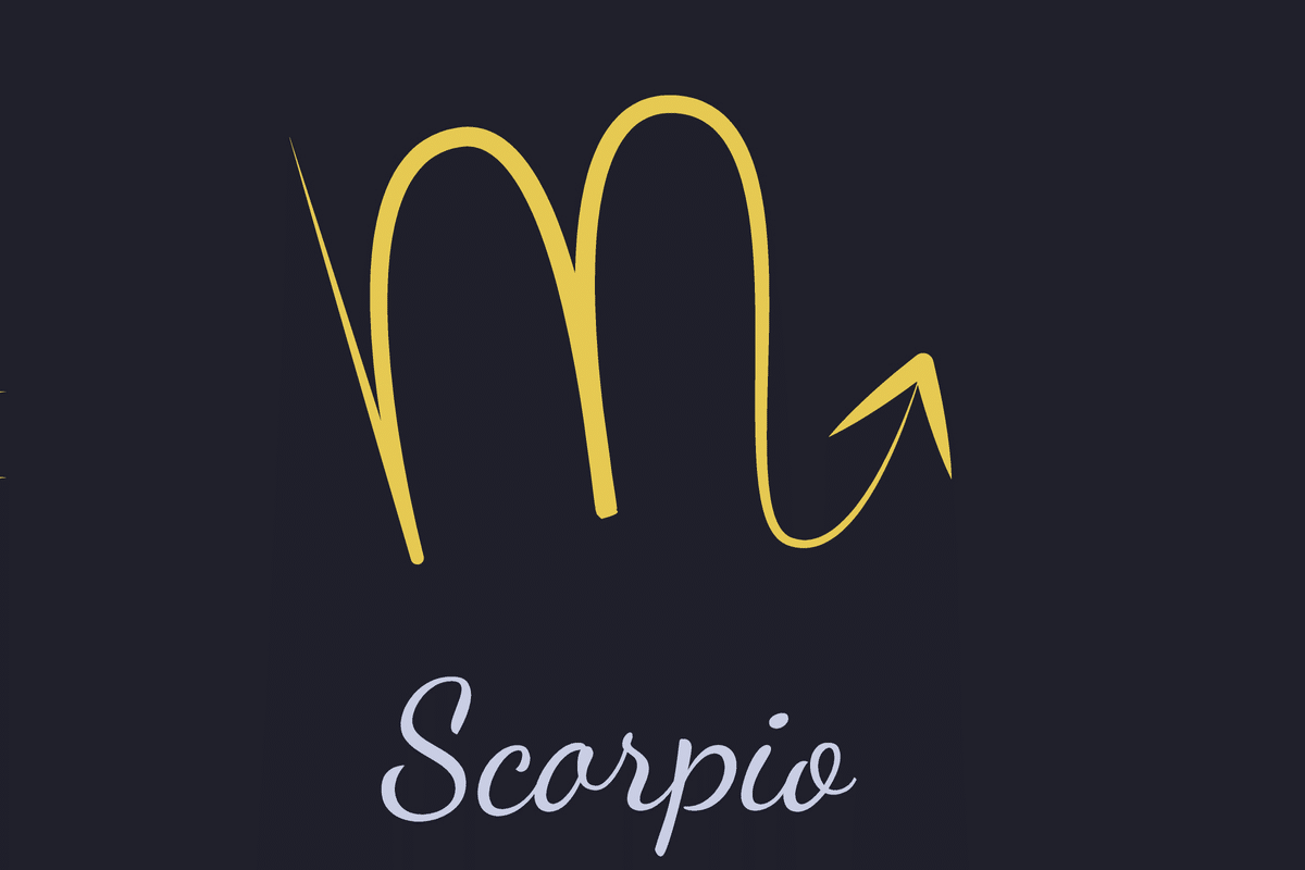 A imagem apresenta o símbolo astrológico de Escorpião em dourado, semelhante à letra M, com uma cauda curva terminada em uma ponta de flecha. Abaixo, o nome “Scorpio” aparece em letras cursivas cinza-claras, sobre um fundo azul-escuro quase preto.